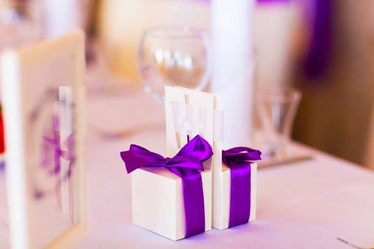 12+1 Cheap but Useful Wedding Favors That Are Easy on Your Wallet